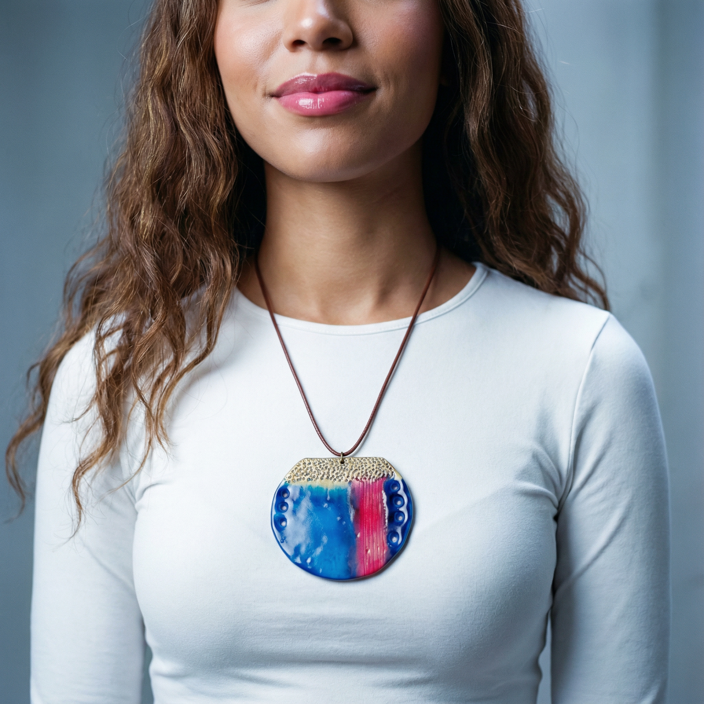 Abstract Blue Circle Pendant Necklace - Velora Luxury Fashion
