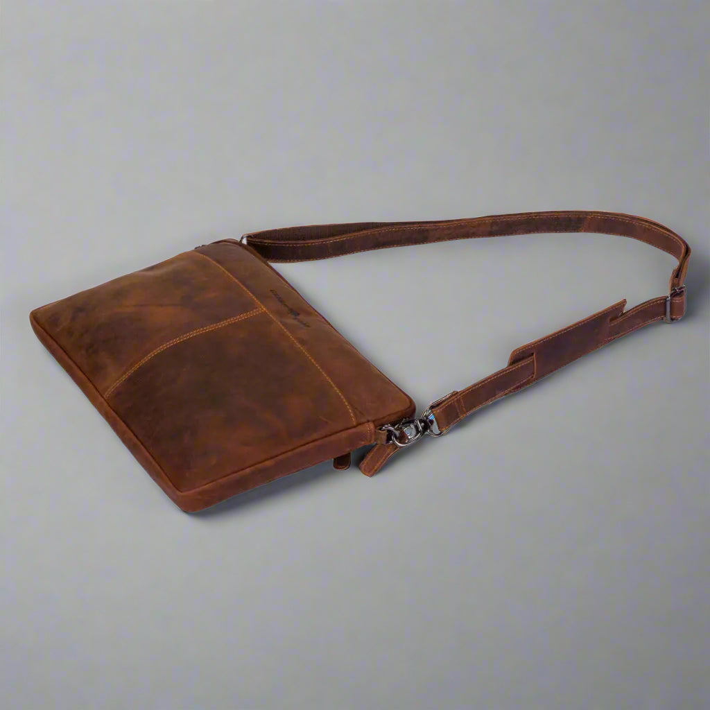 Greenwood Leather Montreal Laptop Sleeve - Velora Luxury Fashion
