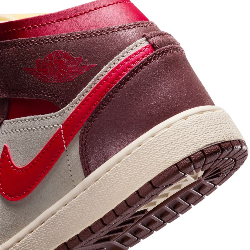 Y Air Jordan 1 Mid SE HF3196-100 - Velora
