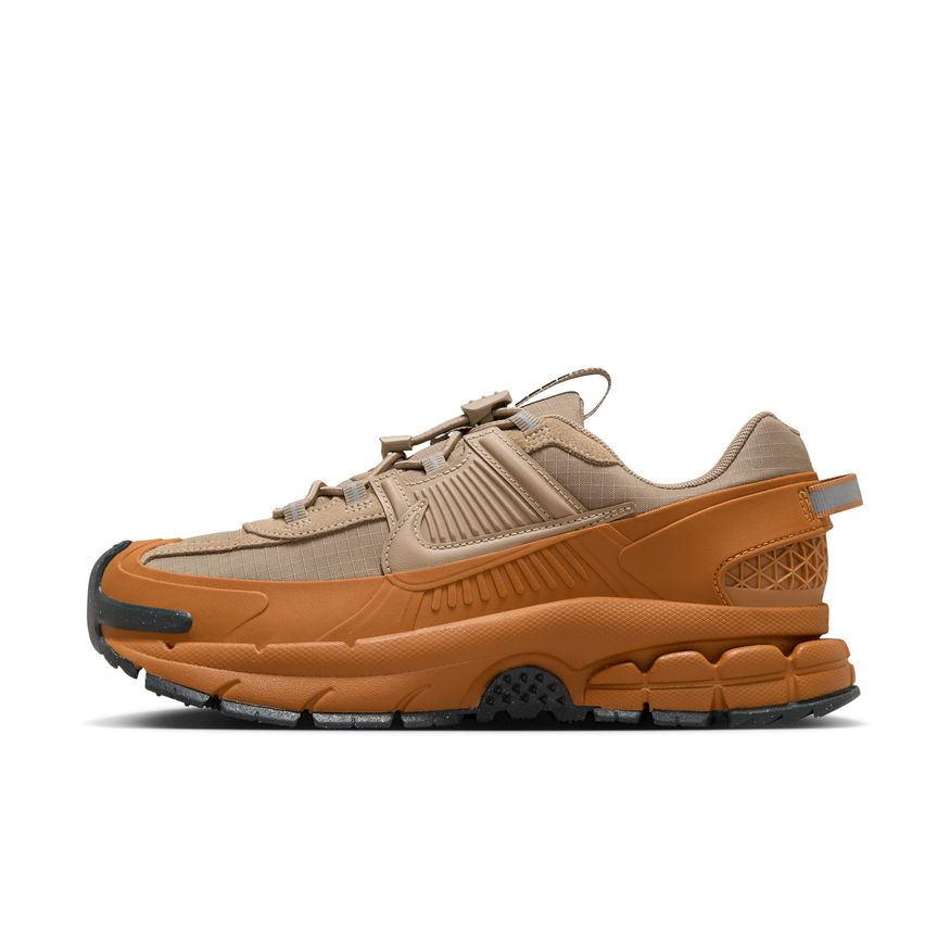 W Nike Zoom Vomero Roam HQ2181-200 - Velora