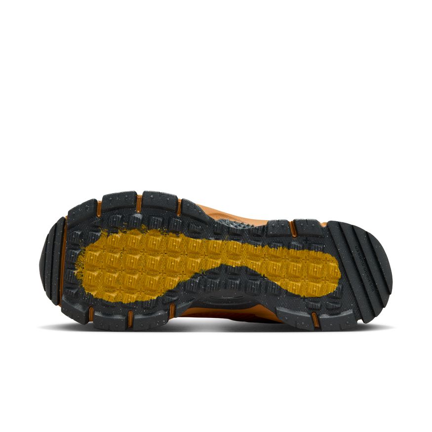 W Nike Zoom Vomero Roam HQ2181-200 - Velora
