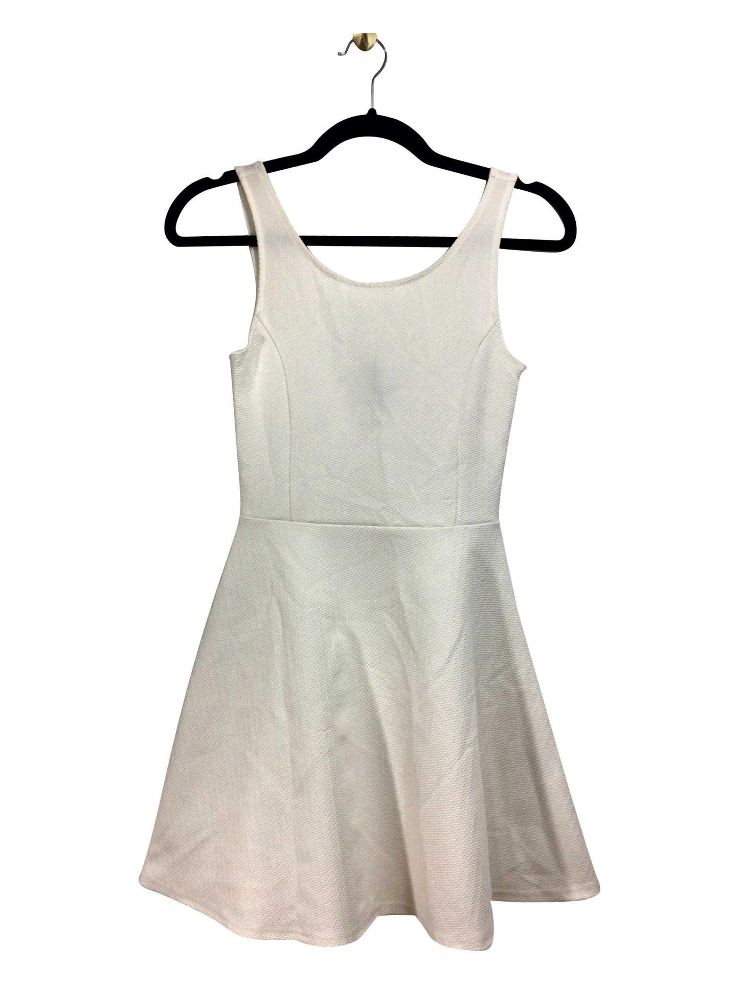 H&M Regular fit Shift Dress in White - 2 - Velora