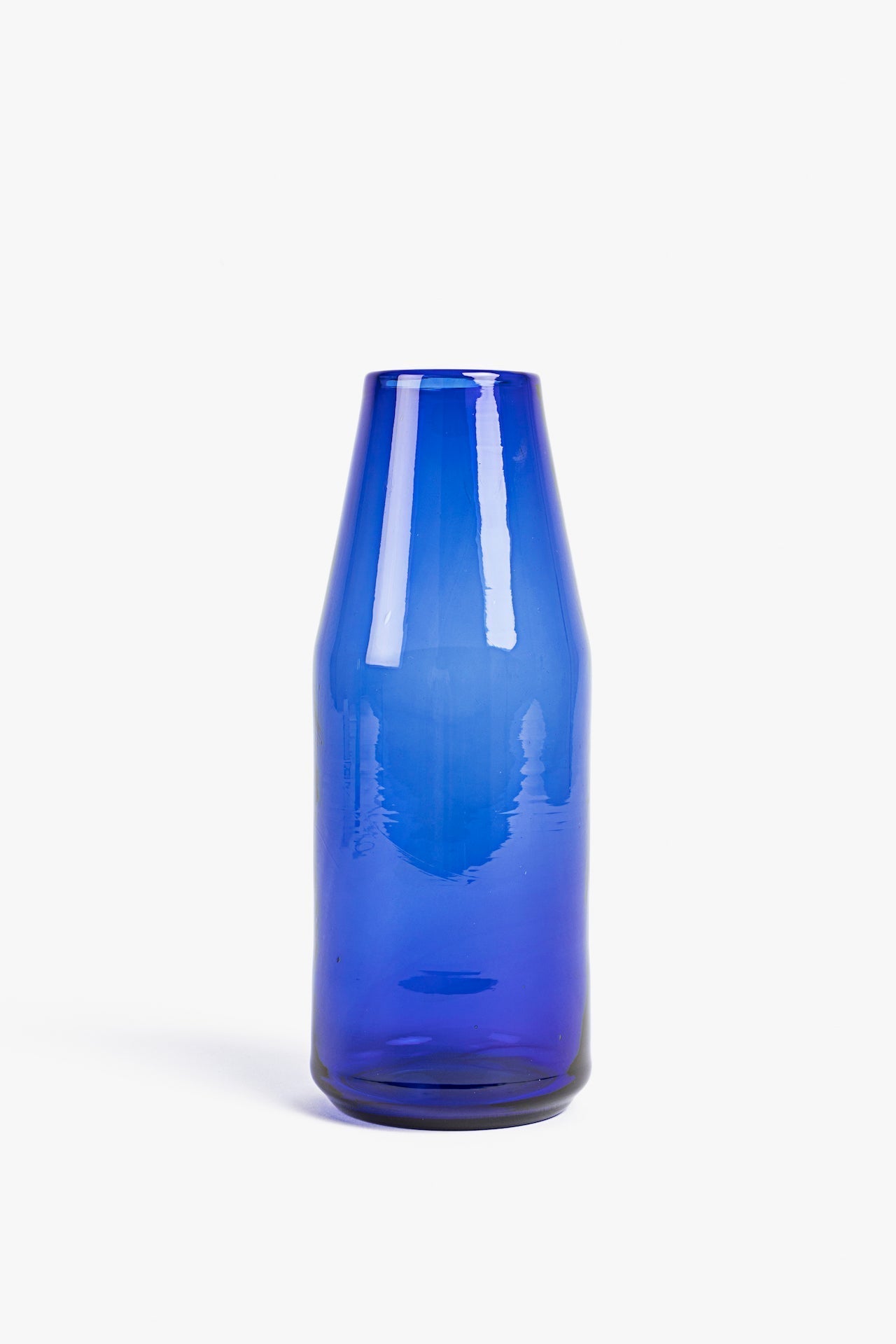 Handmade Blown Glass Carafe - Velora Luxury Fashion