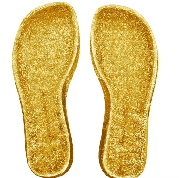 Hot Chocolate Design Coracel - Velora Luxury Fashion