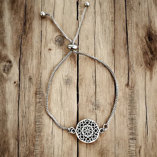 Adjustable Bracelet - Silver Medallion - Velora
