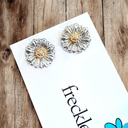 Two Toned Daisy Studs - Velora