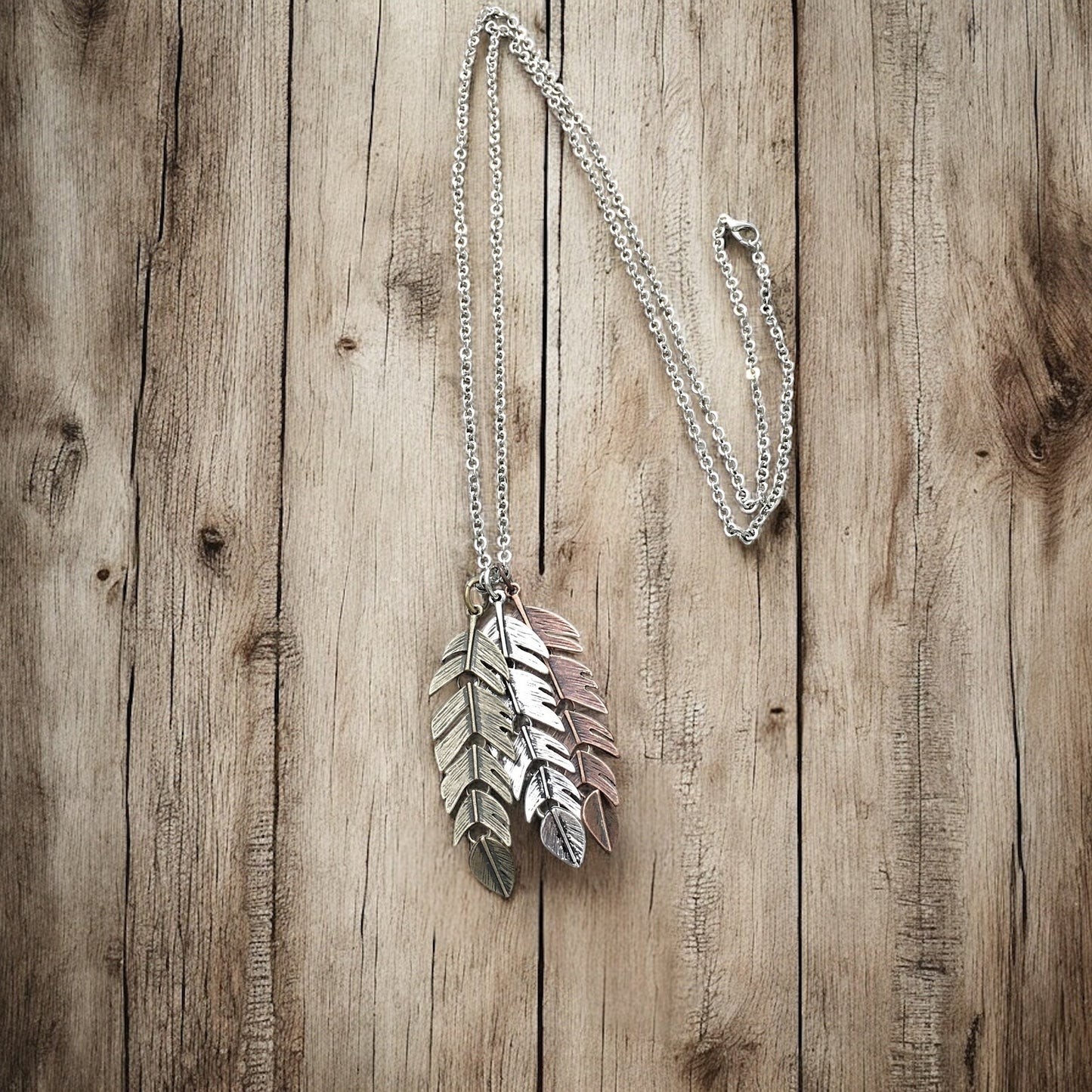 Triple Feather Pendant Necklace - Velora