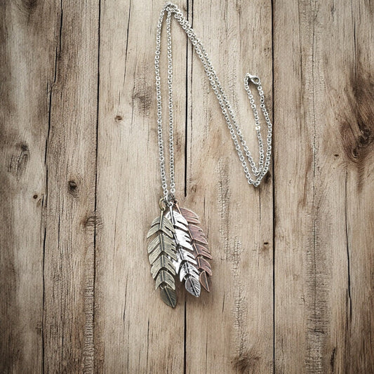 Triple Feather Pendant Necklace - Velora