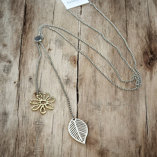 Flower & Leaf Necklace - Velora
