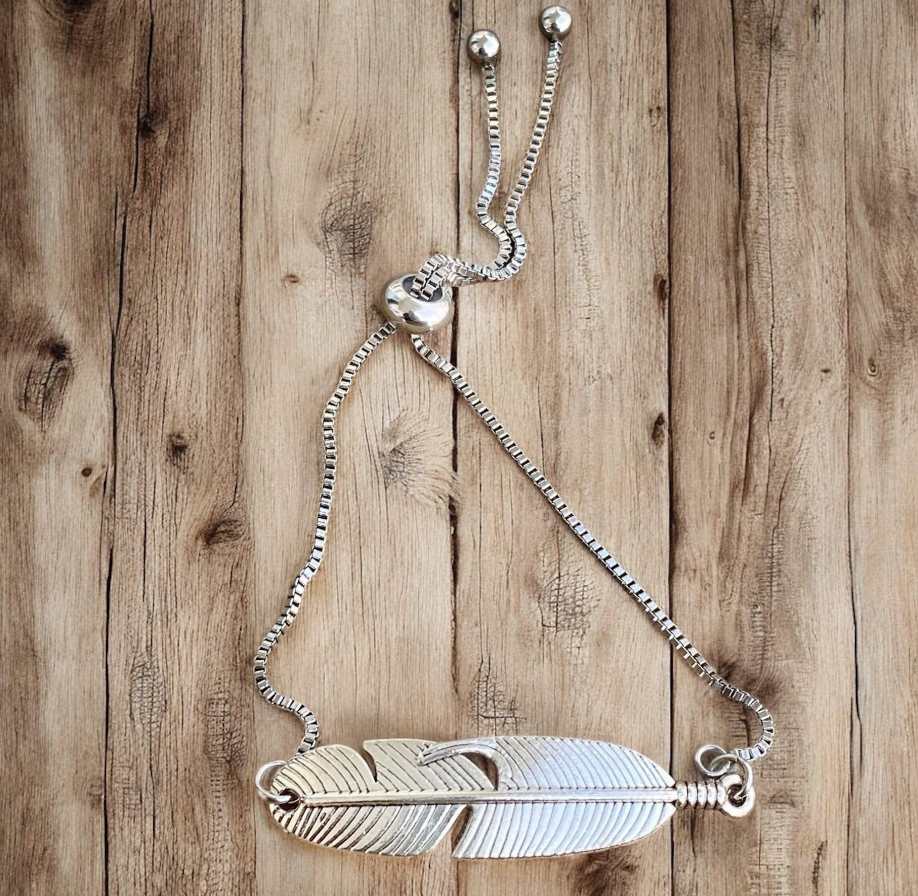 Adjustable Bracelet - Silver Feather - Velora