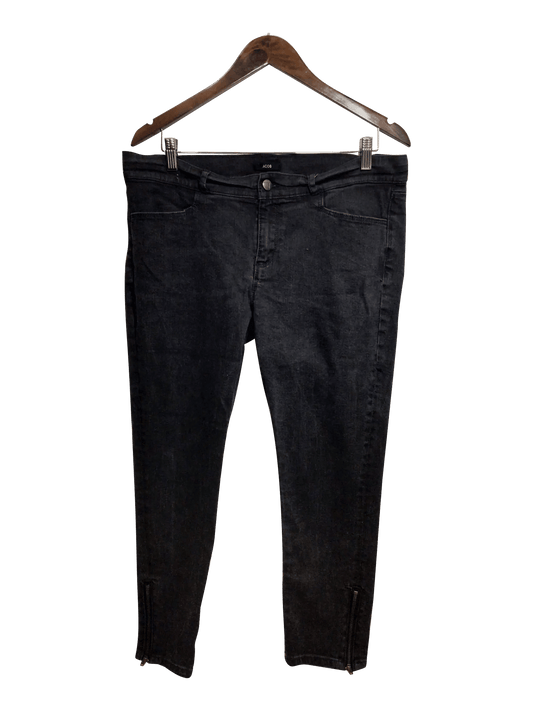 JACOB Regular fit Straight-legged Jean in Black - 32 - Velora