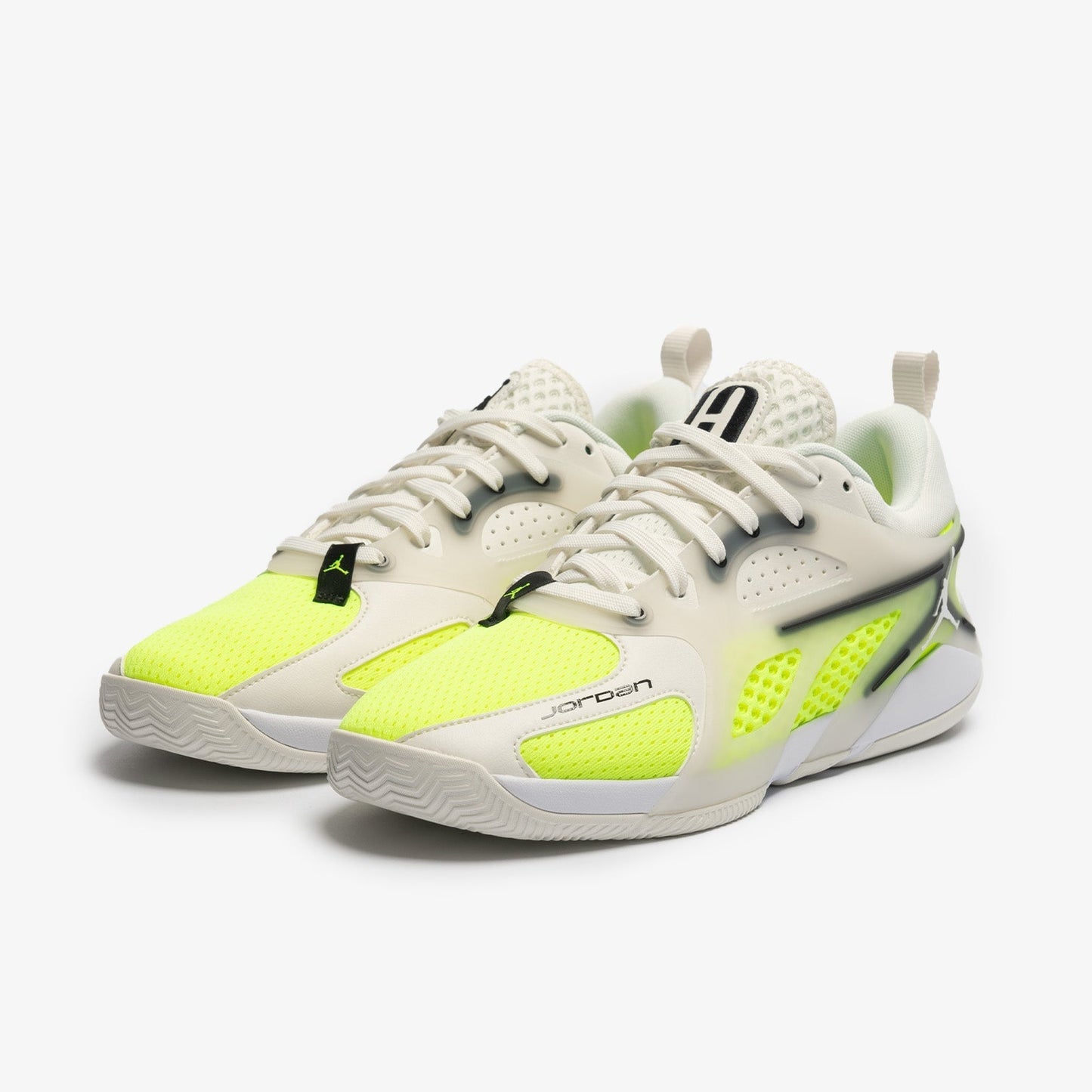 M Jordan Heir Series "White and Black Volt" FQ3858-107 - Velora