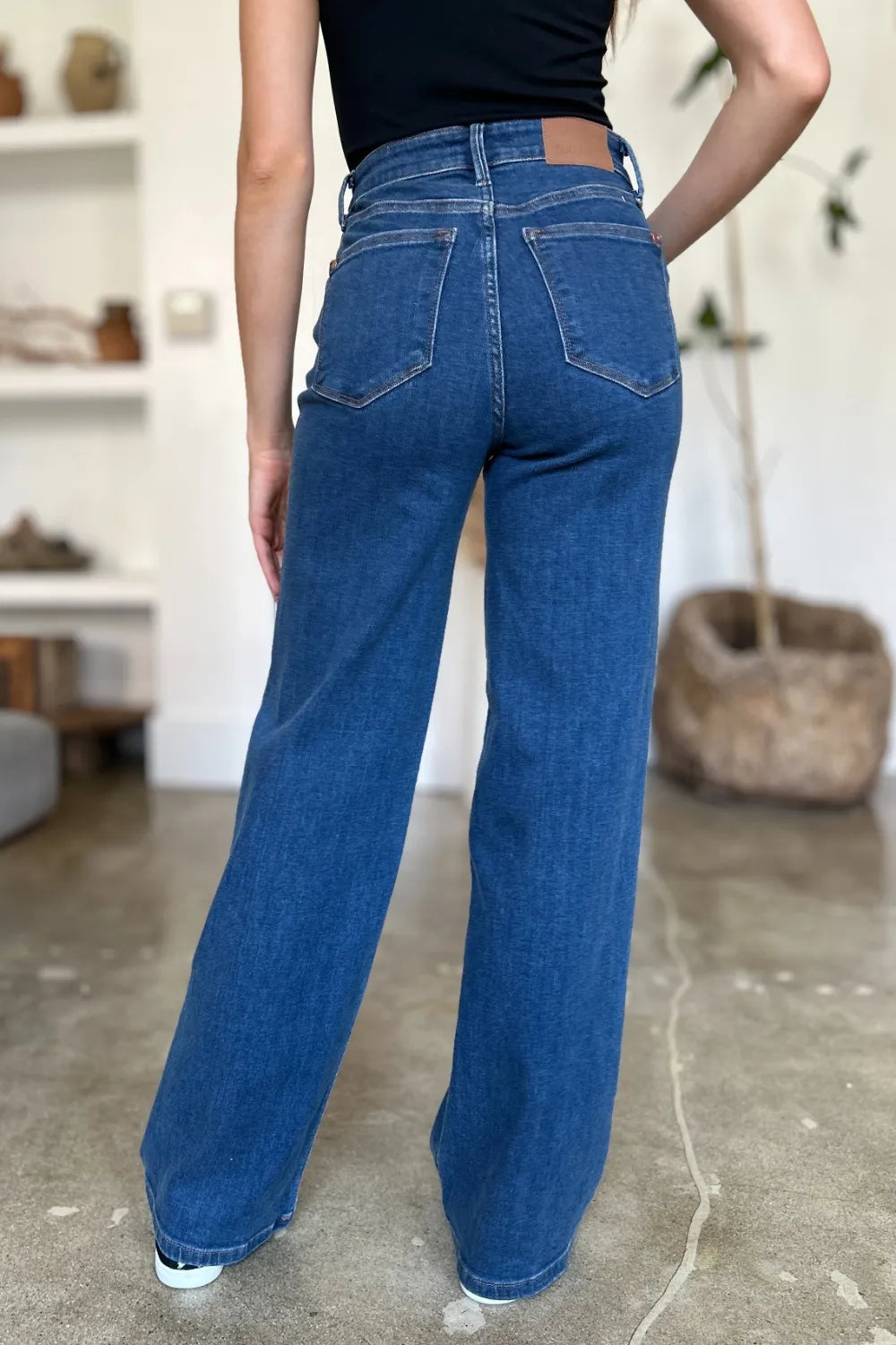 Judy Blue Full Size High Rise Straight Jeans - Velora