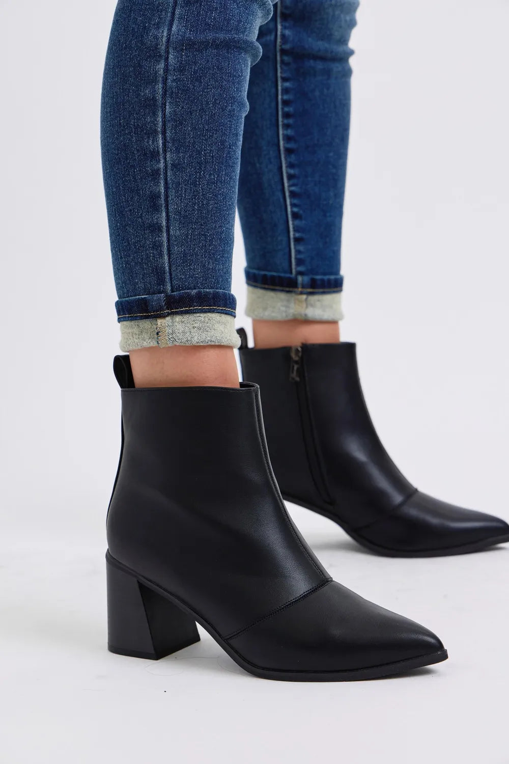 Judy Blue Full Size Run Mid-Rise Waist Skinny Jeans with Thermal Lining - Velora Luxury Fashion