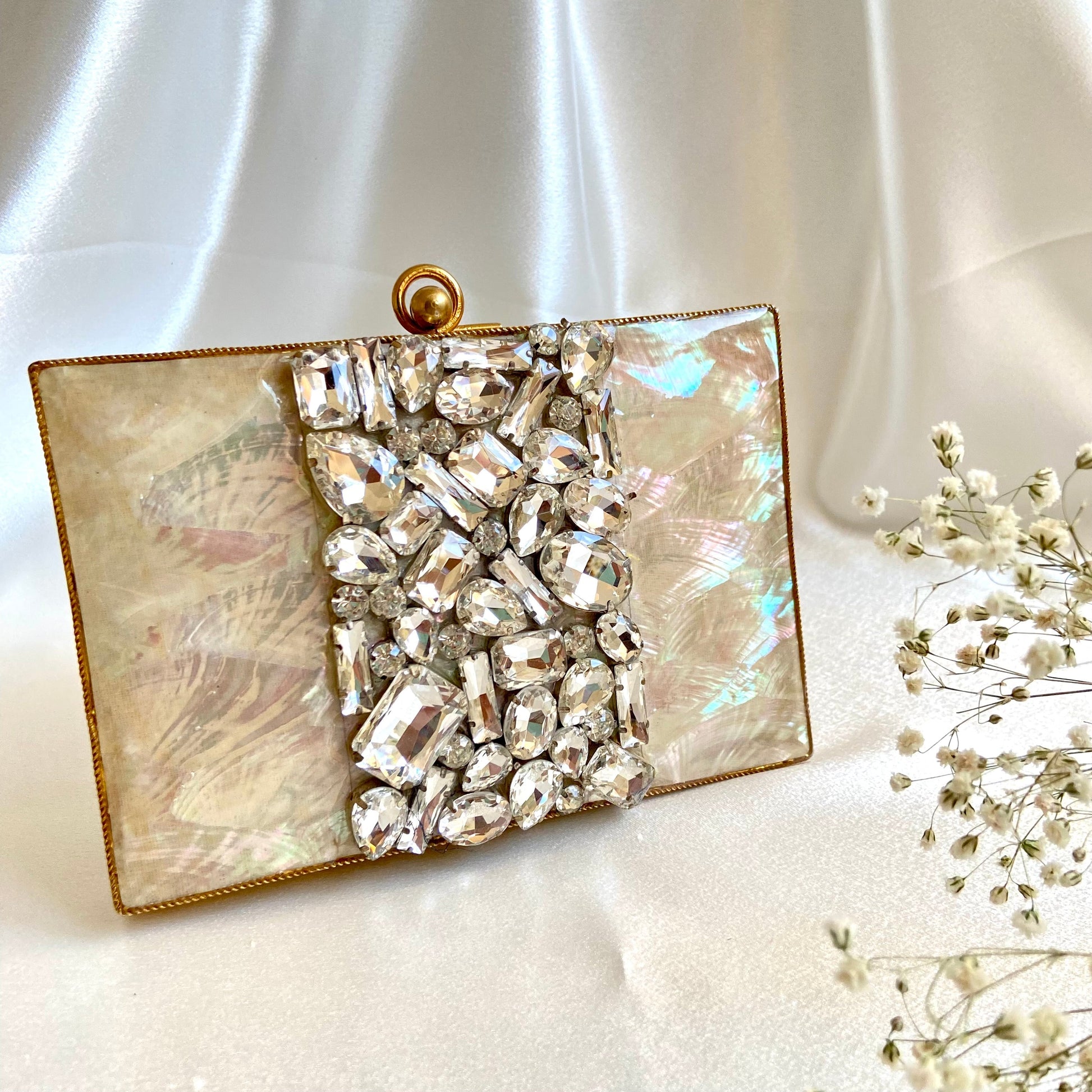 KRYSTAL Clutch - Velora Luxury Fashion