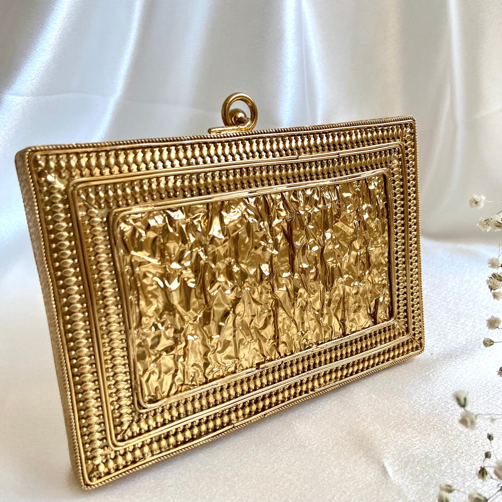 KRYSTAL Clutch - Velora Luxury Fashion