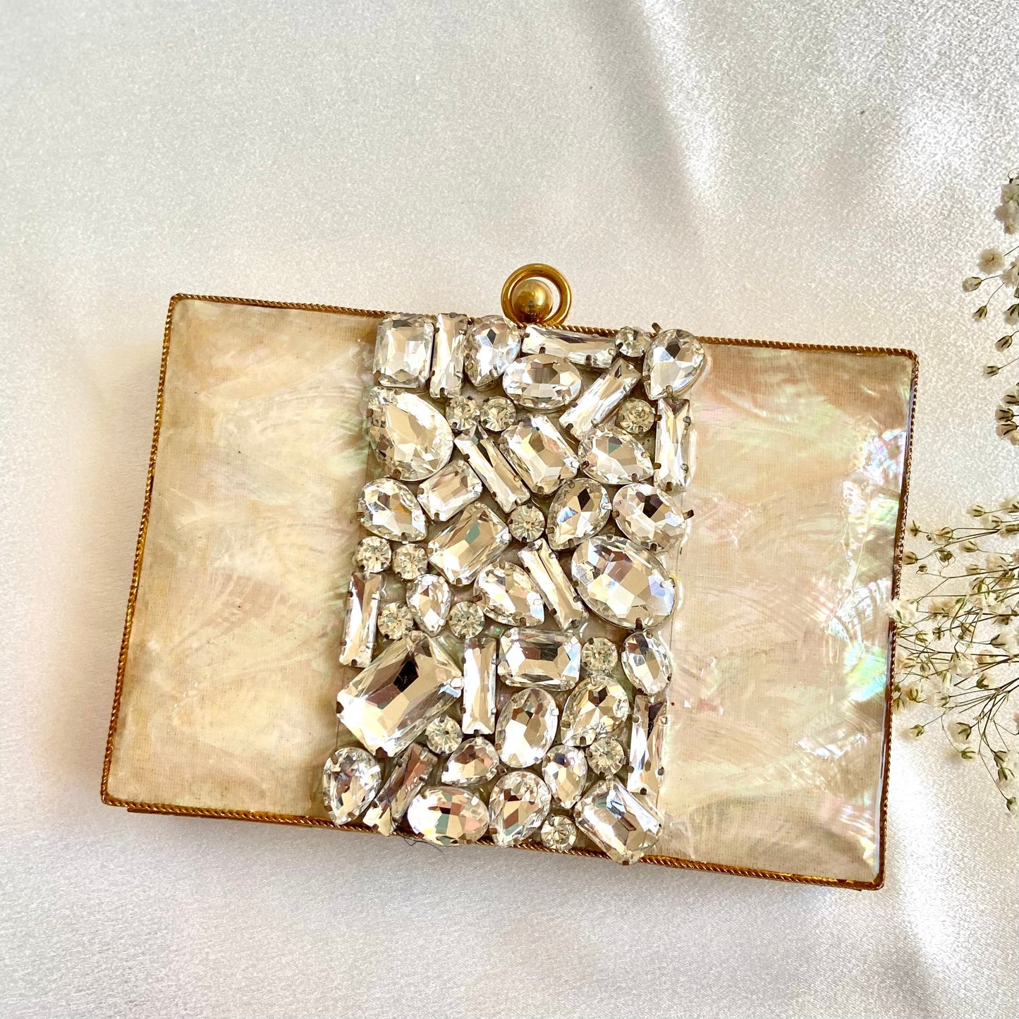 KRYSTAL Clutch - Velora Luxury Fashion