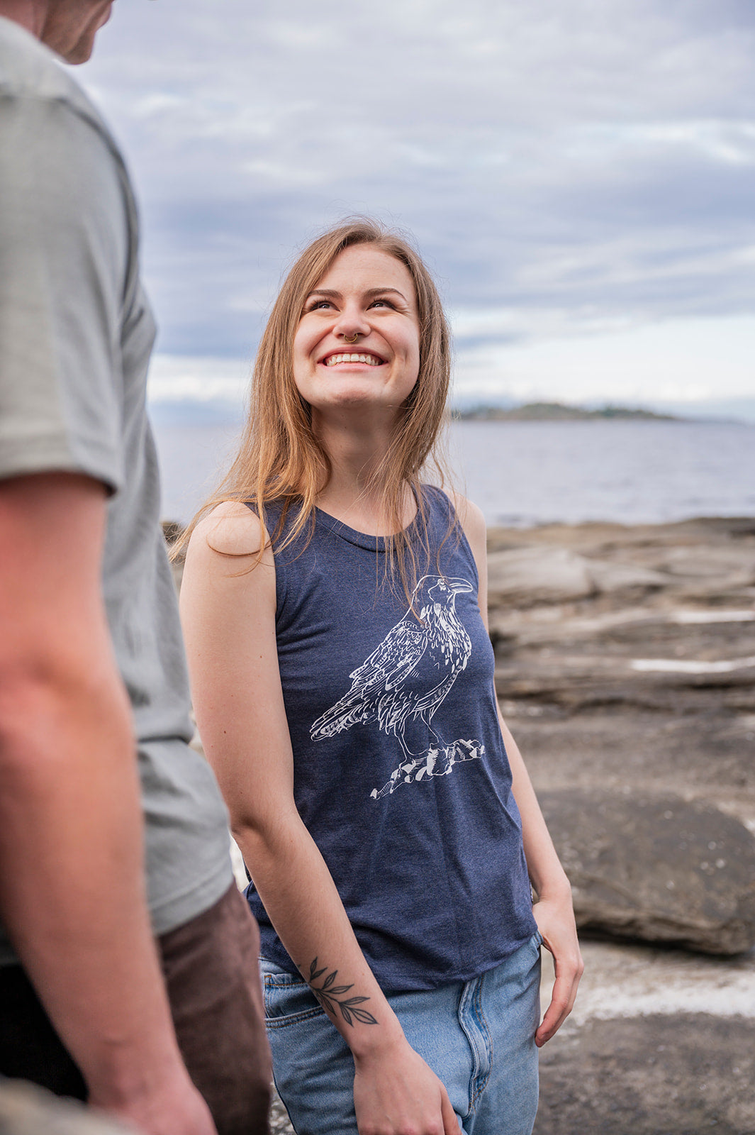 RAVEN - Women's Relaxed Tank - Heather Navy