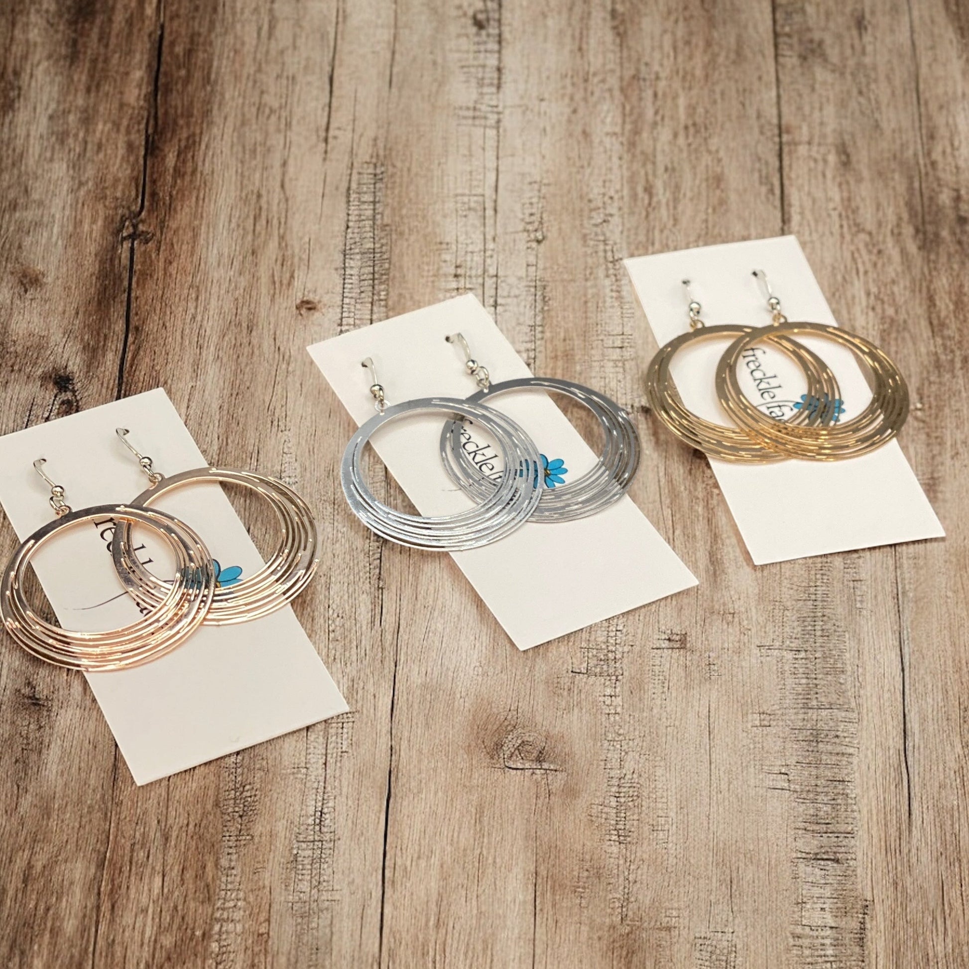 Lightweigh Circle Earrings - Velora Luxury Fashion