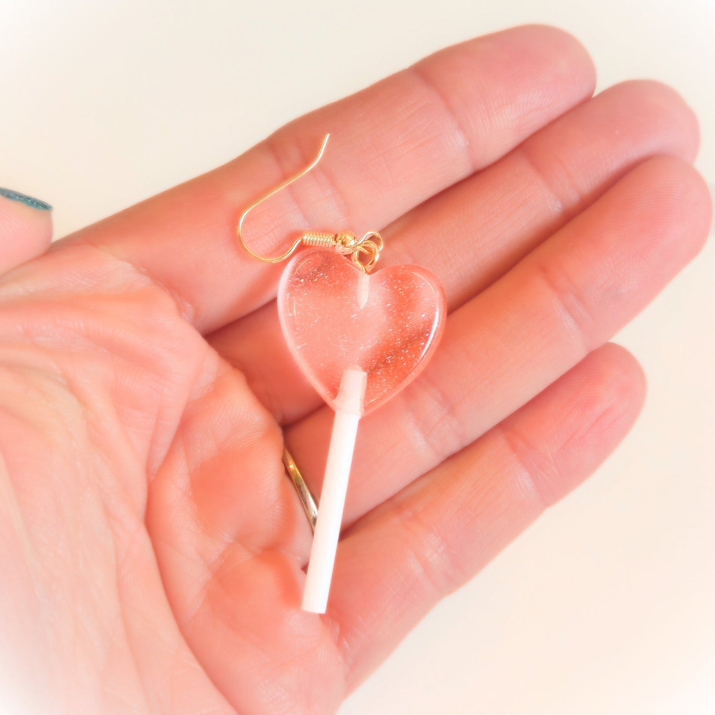 Lollipop Earrings (Peach Hearts) - Velora