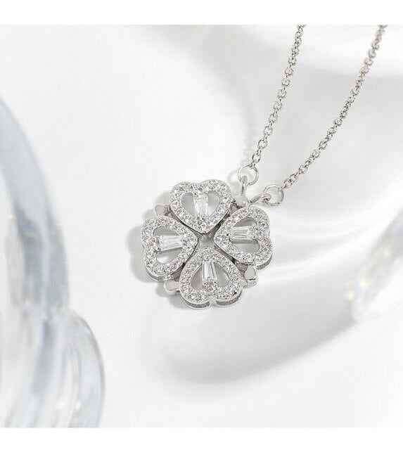 Lost and Found Jewelers Gold Clover Necklace - Velora Luxury Fashion