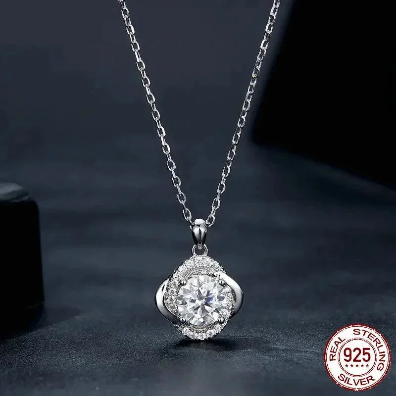 Lucky Clover 1ct Moissanite Sterling Silver Pendant Necklace - Velora Luxury Fashion