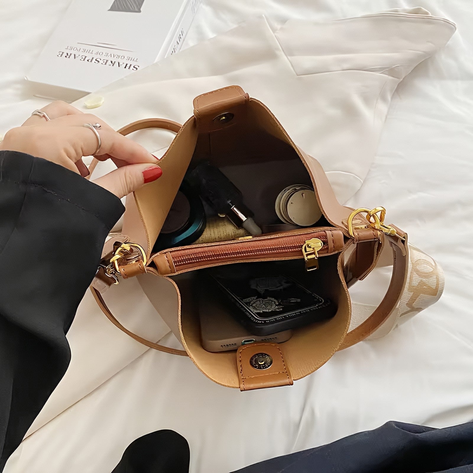 Luna bag by Rotta - Bucket bag vegan leather - Velora Luxury Fashion