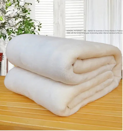 Luxury Soft Flannel Throw - Velora Luxury Fashion