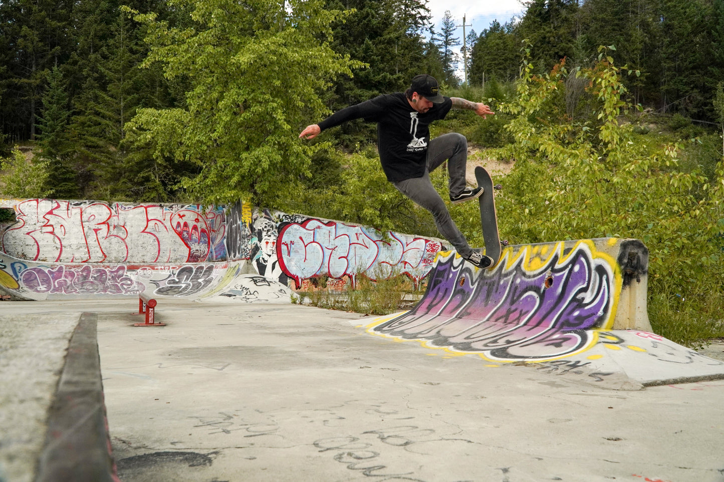 Chin Up Tee - Velora