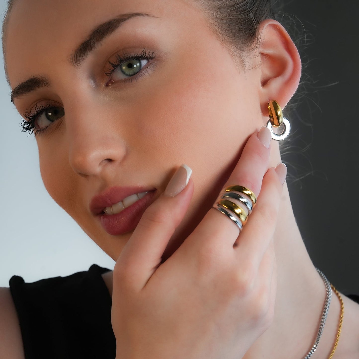 MAKET Mixed Metals:  Multi Stacked Four Rings in One - Velora Luxury Fashion