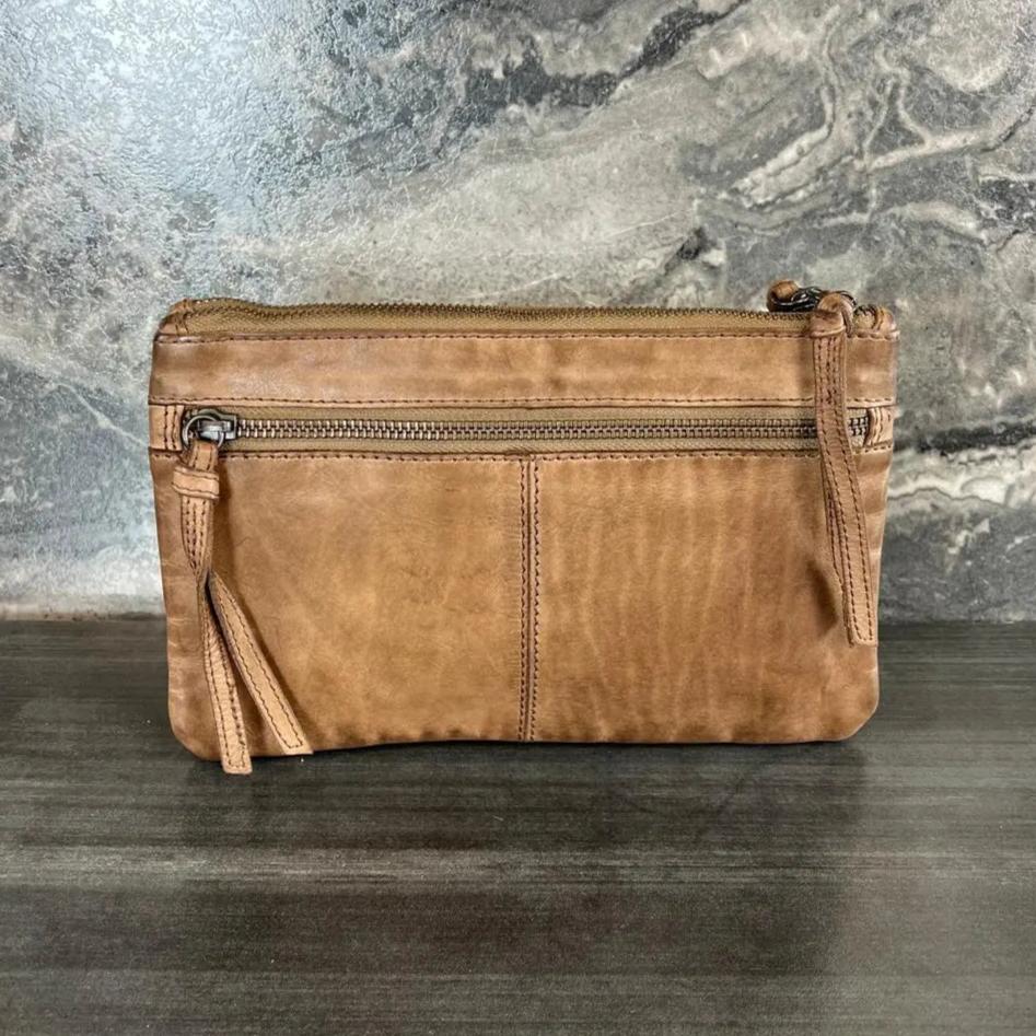 MET Leather Crossbody Bag with Dual Front Zipper Pockets Boutique of Leathers/Open Road