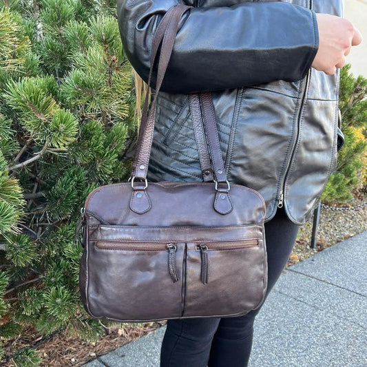 MET Leather Handbag with Dual Handles and Front Zipper Pockets Boutique of Leathers/Open Road