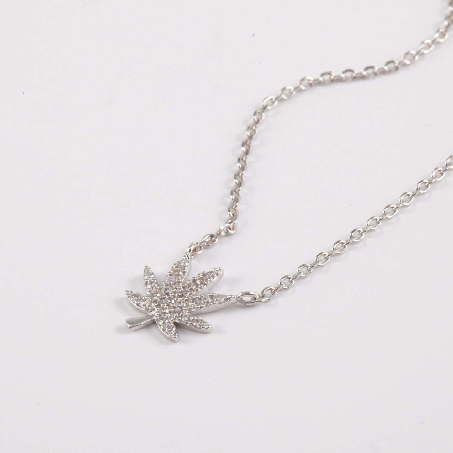 SILVER CANNABIS LEAF NECKLACE