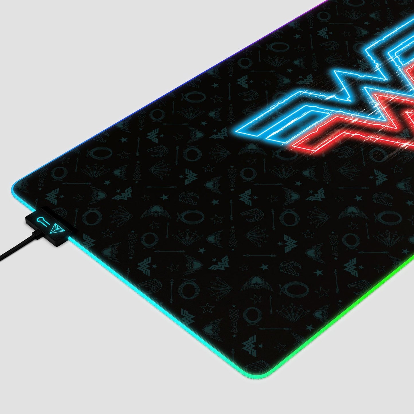 Wonder Woman - Electrified Gaming Mouse Pad - Velora