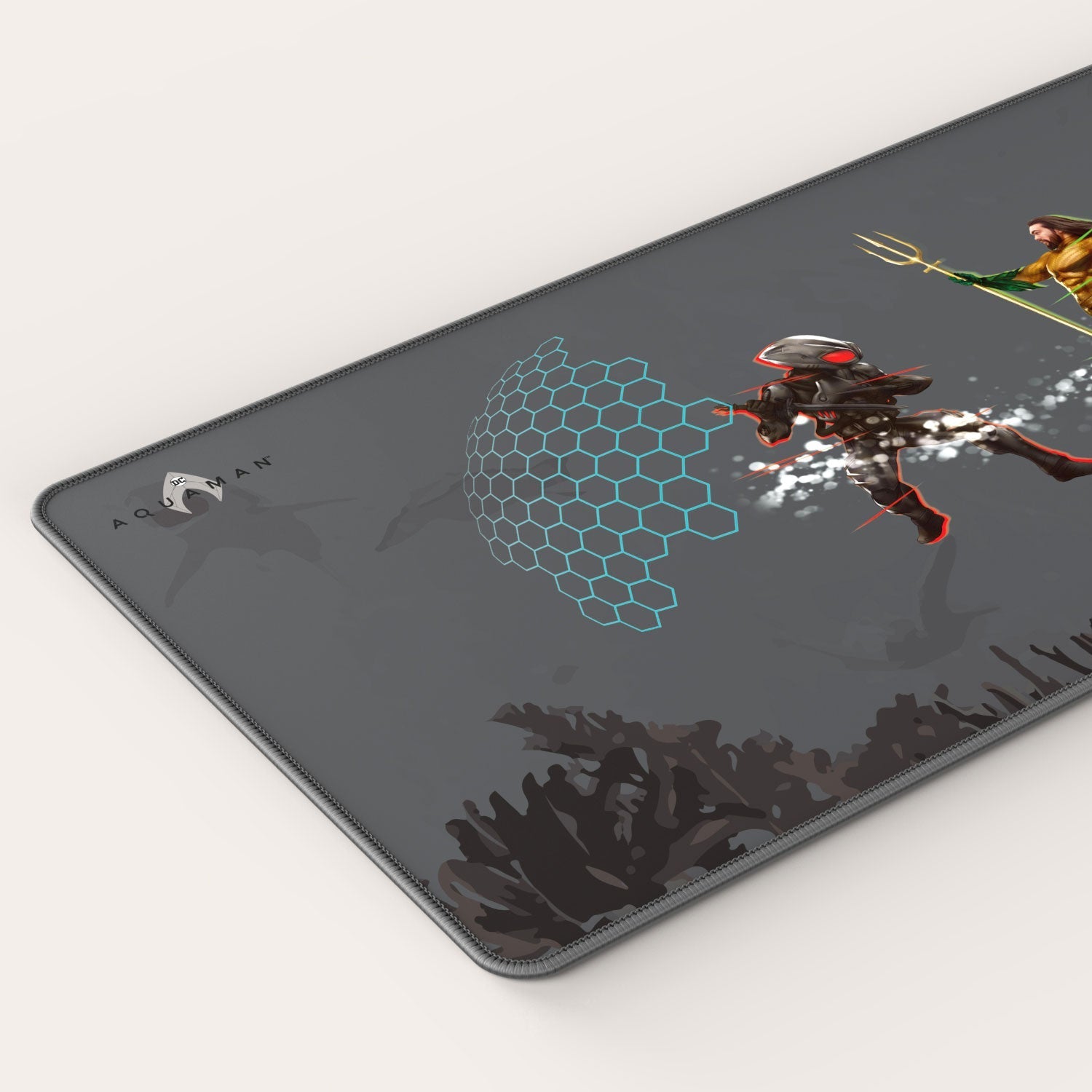 Aquaman Vs. Black Manta Gaming Mouse Pad - Velora