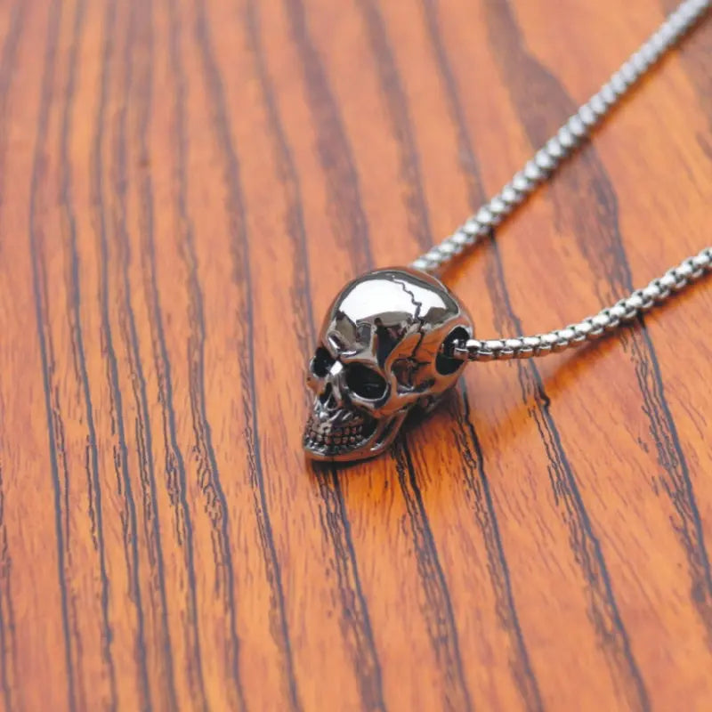 Male titanium steel skull necklace - Velora