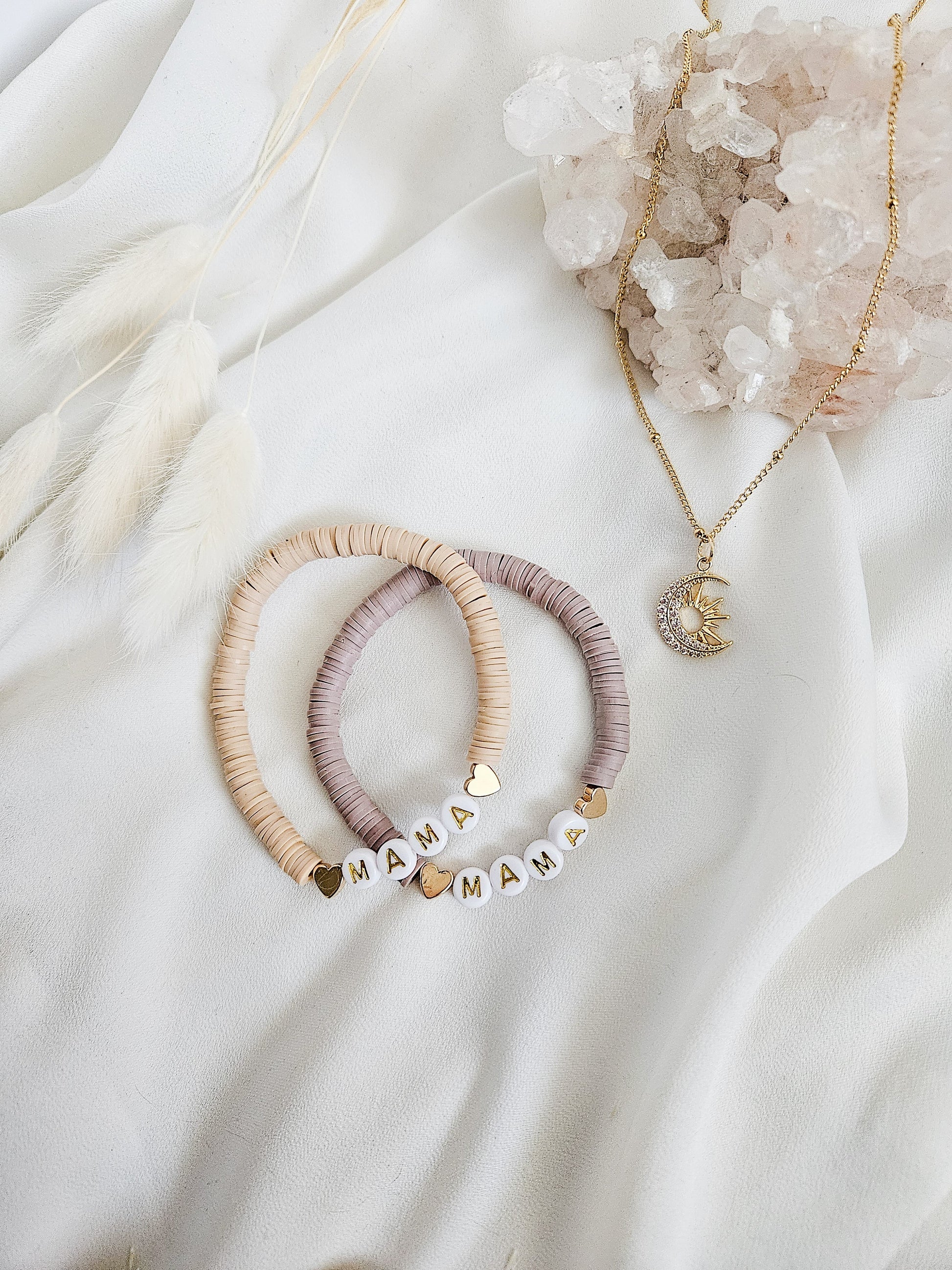 Mama/Name Bracelet - Velora Luxury Fashion