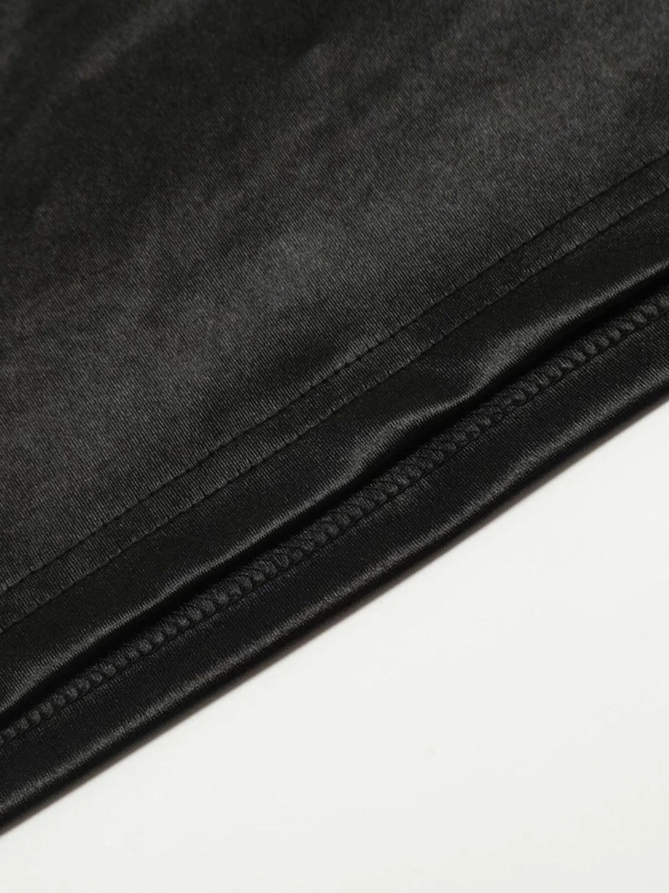 Men's Contrast Striped Long Sleeve Polo - Velora Luxury Fashion