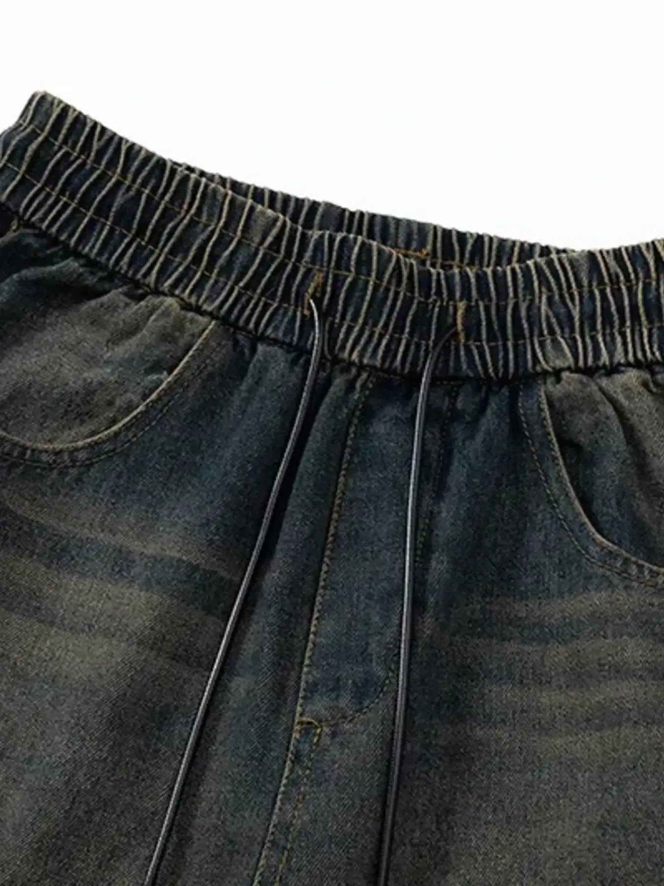 Men's Elastic Waist Washed Cargo Jeans - Velora Luxury Fashion