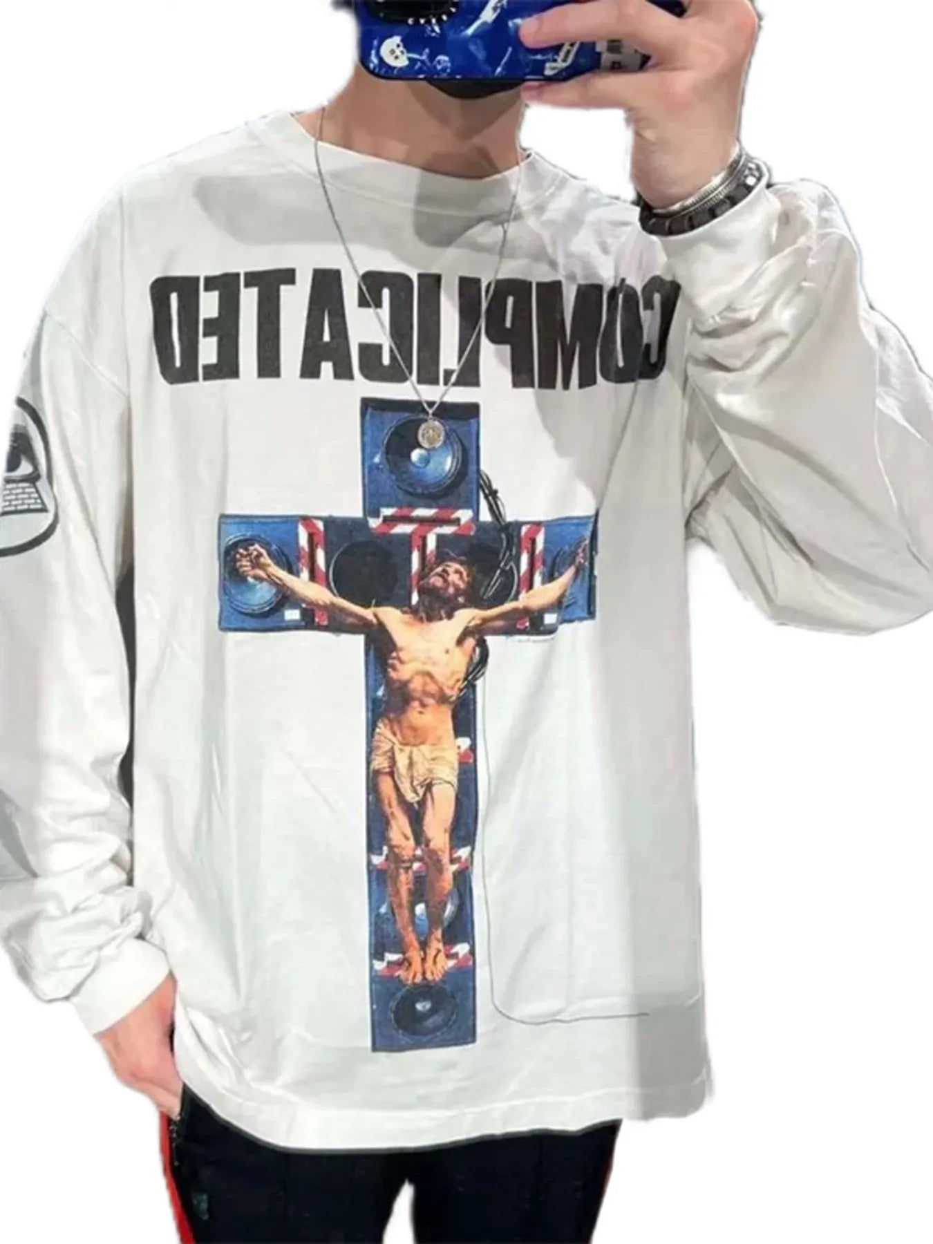 Men's Graphic Round Neck Long Sleeve T-Shirt - Velora Luxury Fashion