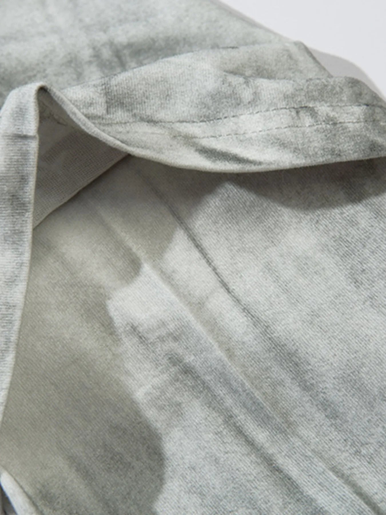 Men's Graphic Round Neck Short Sleeve T-Shirt - Velora Luxury Fashion