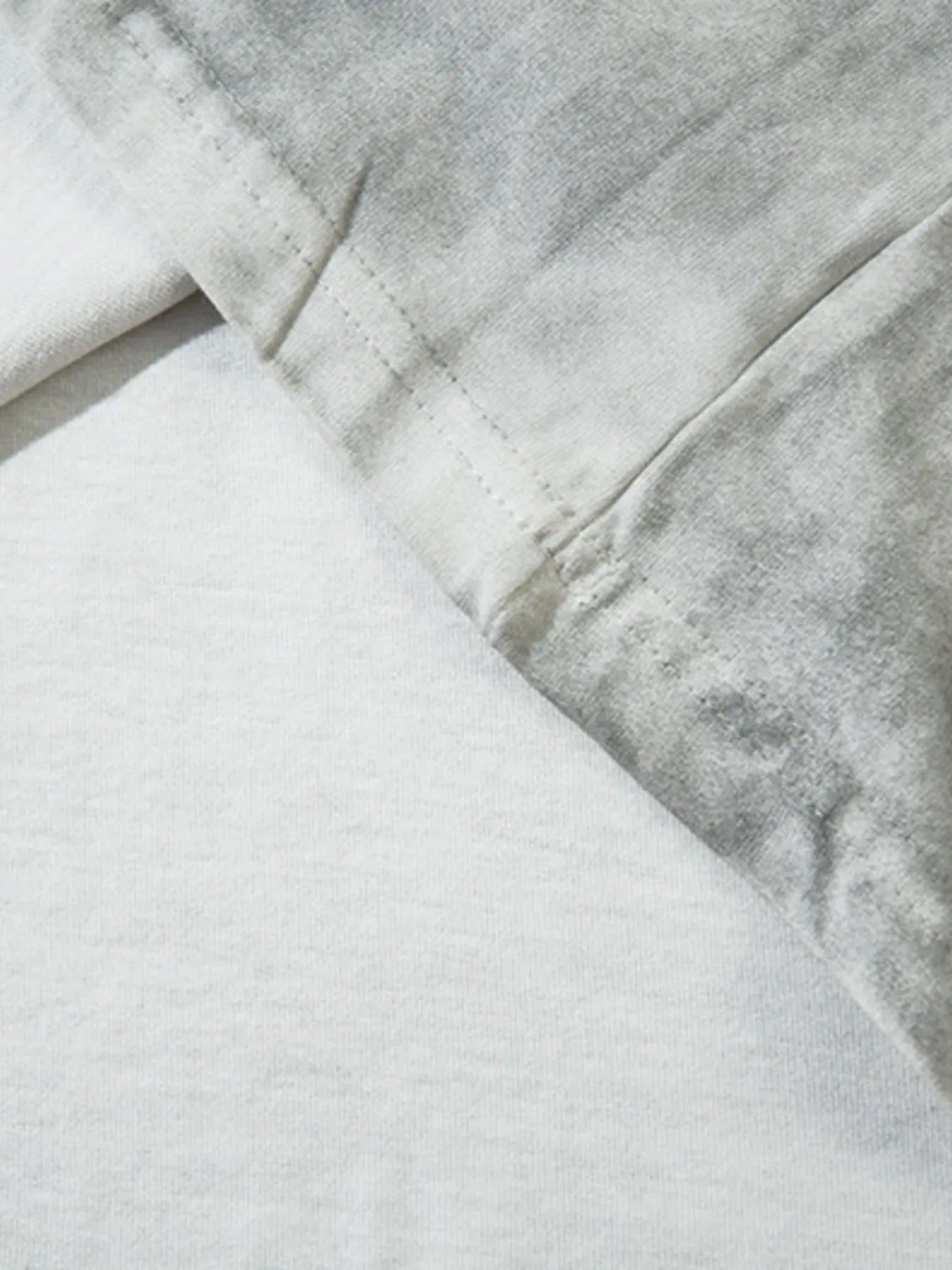 Men's Graphic Round Neck Short Sleeve T-Shirt - Velora Luxury Fashion