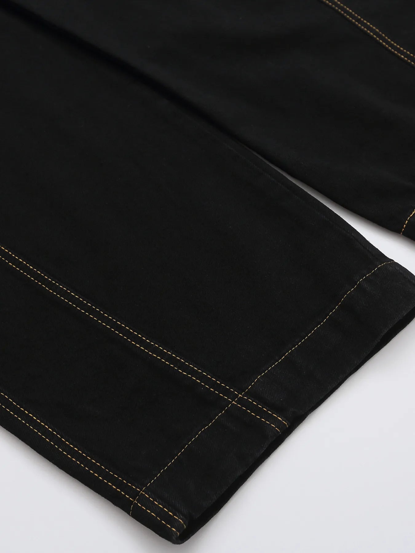 Men's High Waist Contrast Stitch Curved Jeans - Velora Luxury Fashion