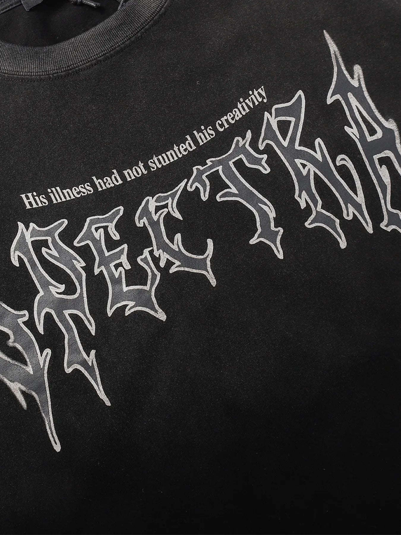 Men's Letter Graphic Round Neck T-Shirt - Velora Luxury Fashion