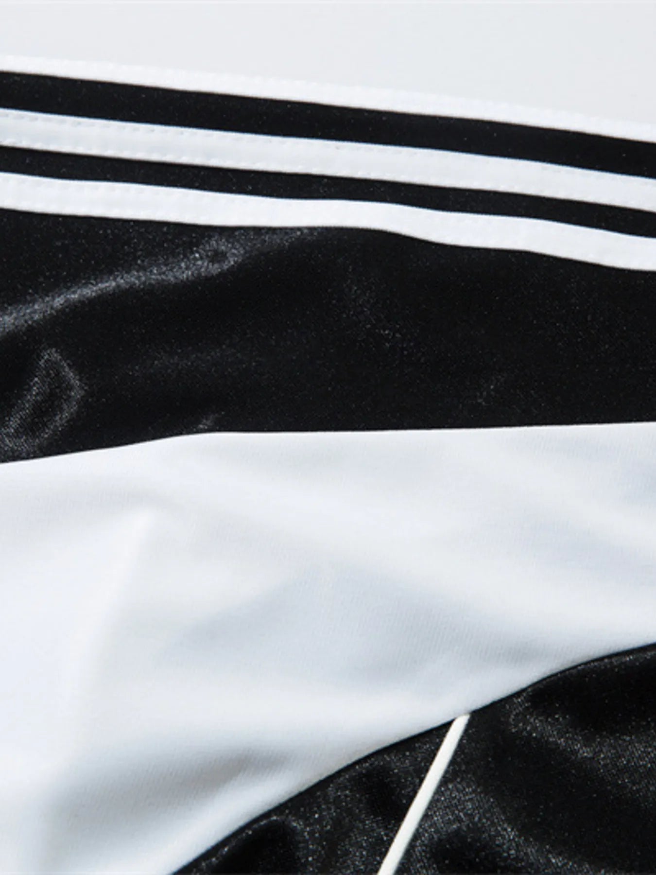 Men's Letter Striped Long Sleeve T-Shirt - Velora Luxury Fashion