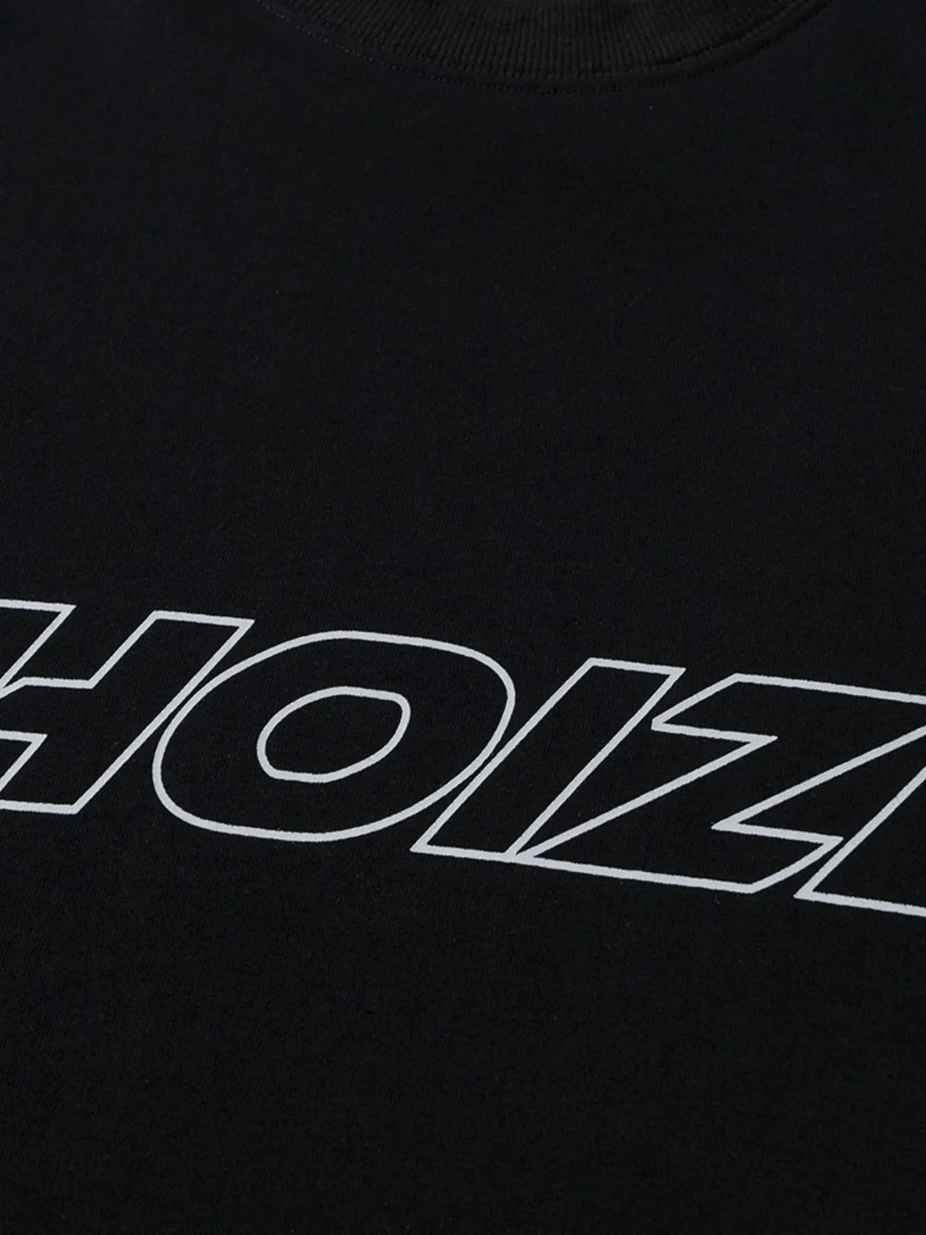 Men's Round Neck Letter Graphic Contrast T-Shirt - Velora Luxury Fashion