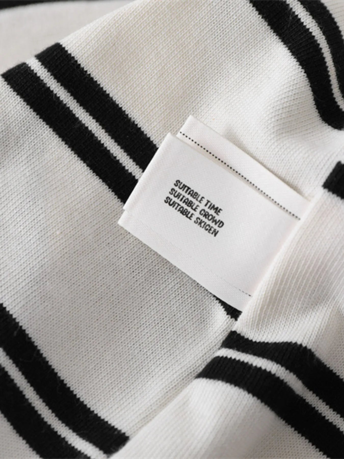 Men's Striped Round Neck Long Sleeve T-Shirt - Velora Luxury Fashion