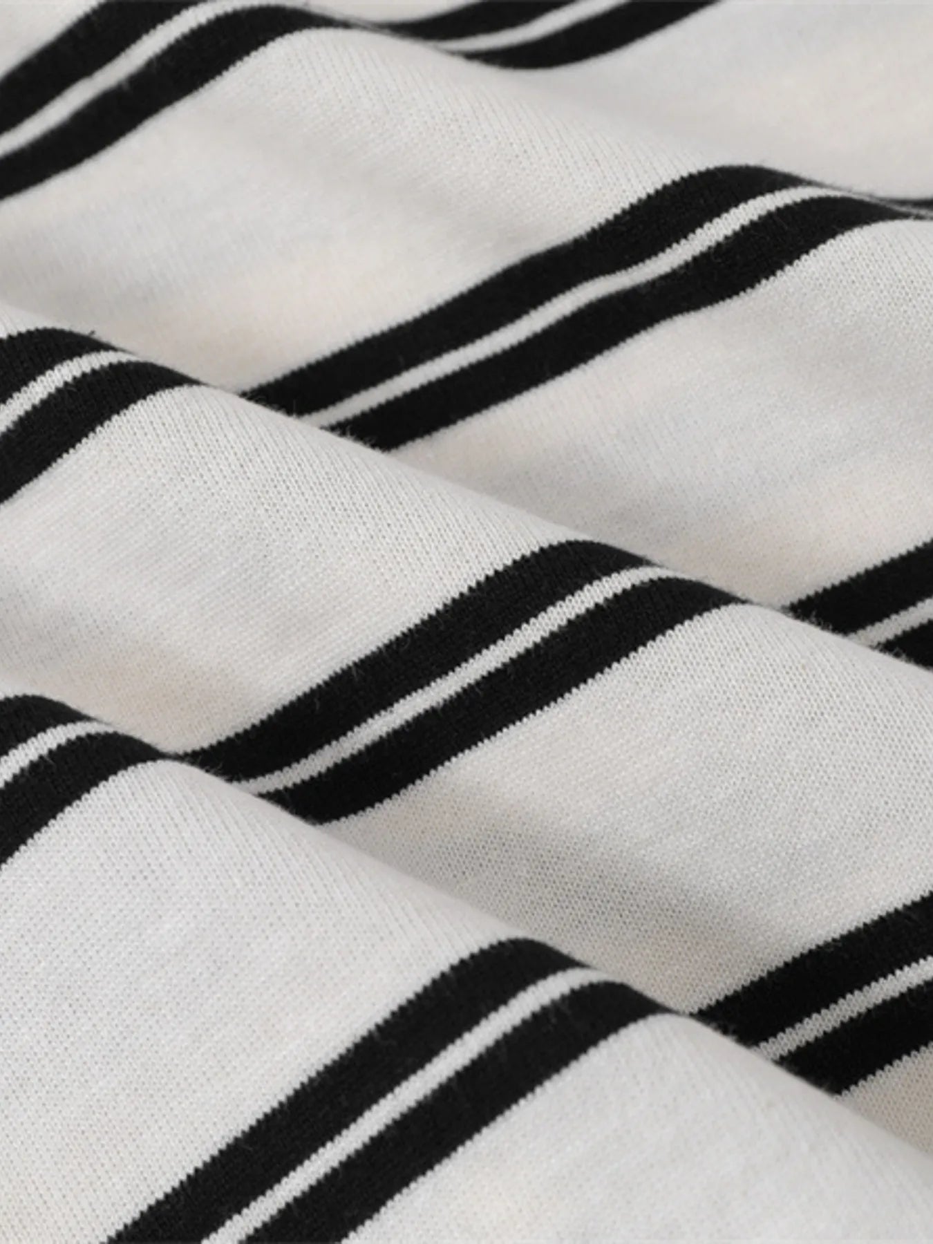 Men's Striped Round Neck Long Sleeve T-Shirt - Velora Luxury Fashion