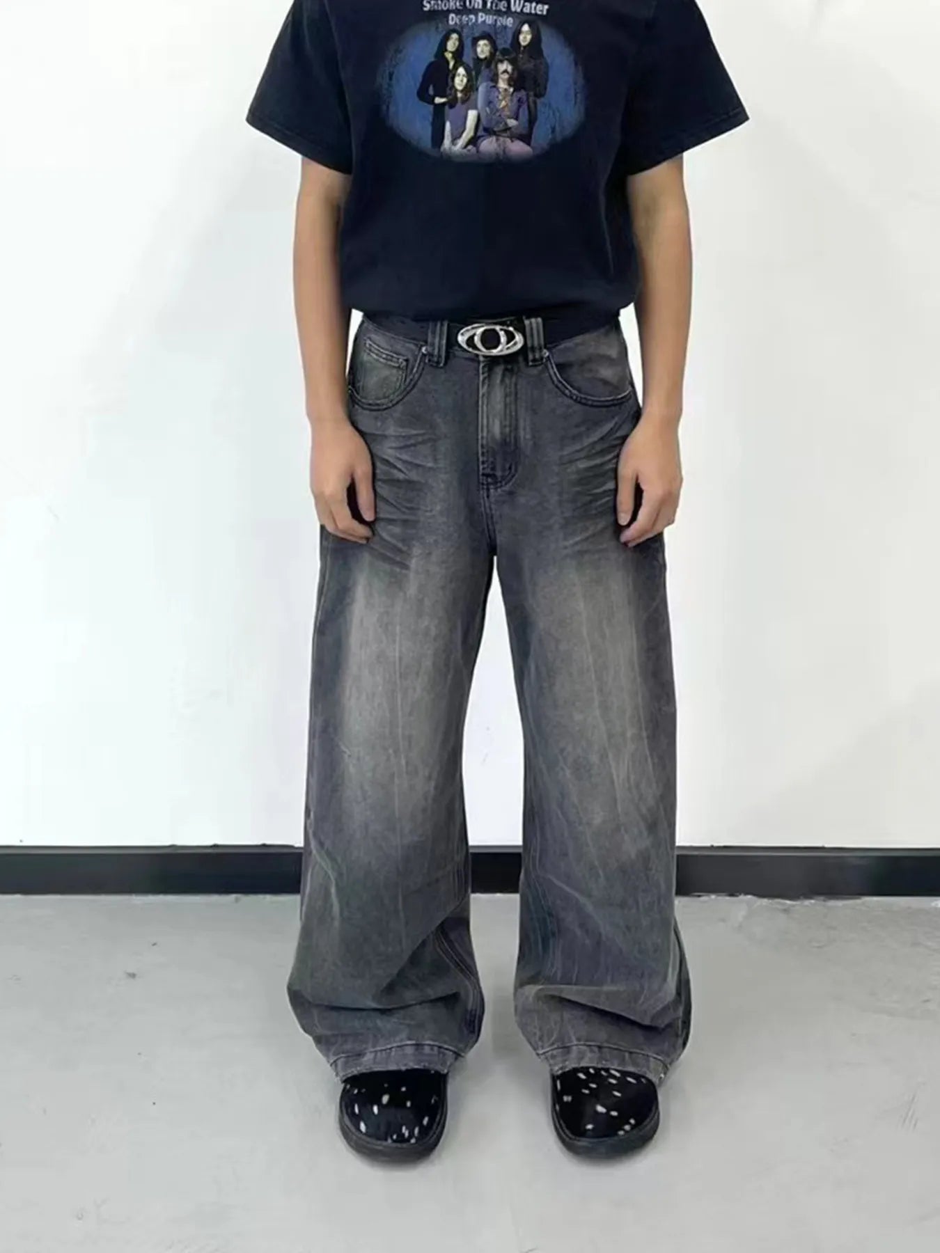 Men's Wide Leg Jeans - Velora Luxury Fashion