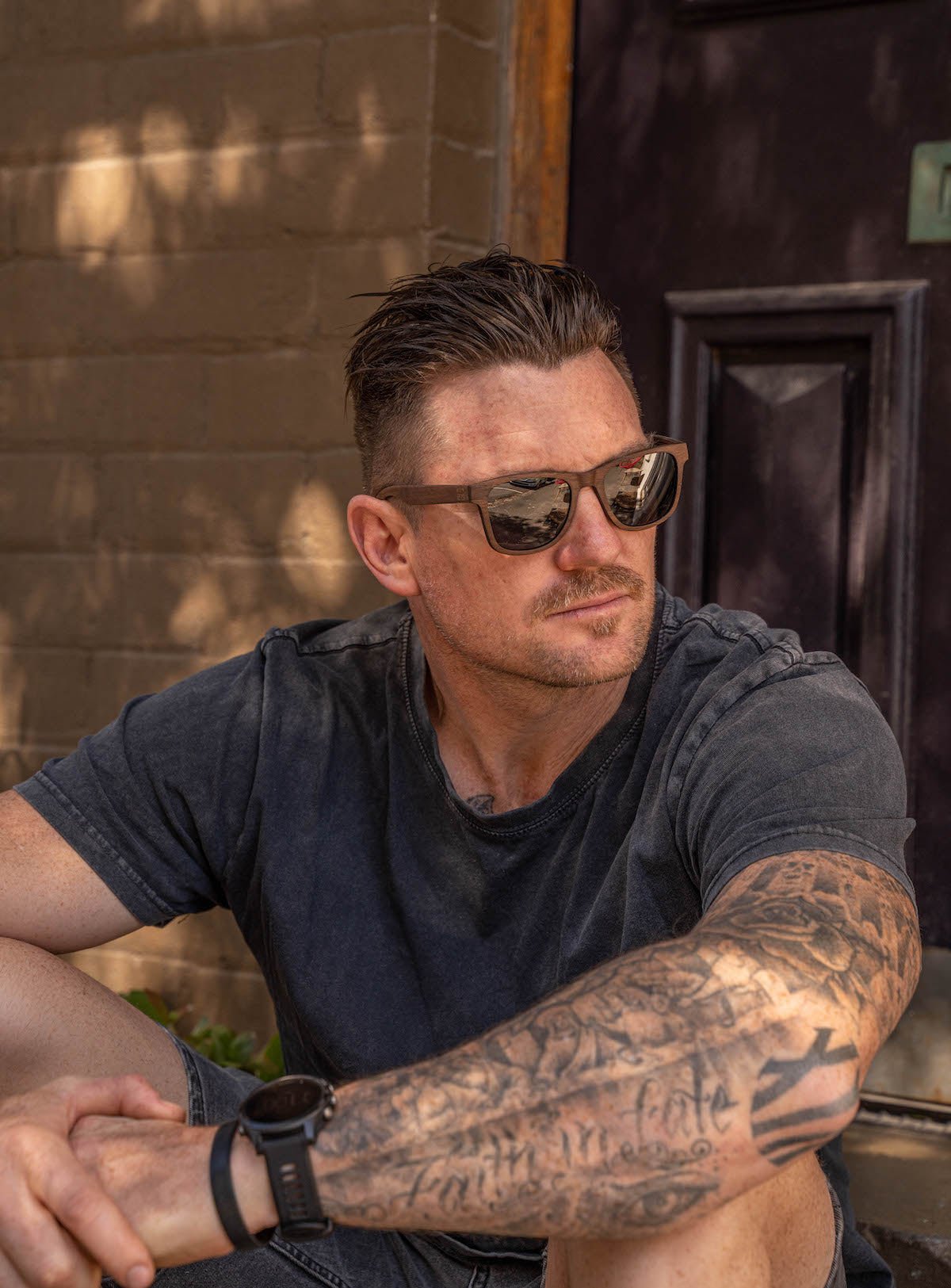 Micky - Wood Sunglasses - Velora Luxury Fashion